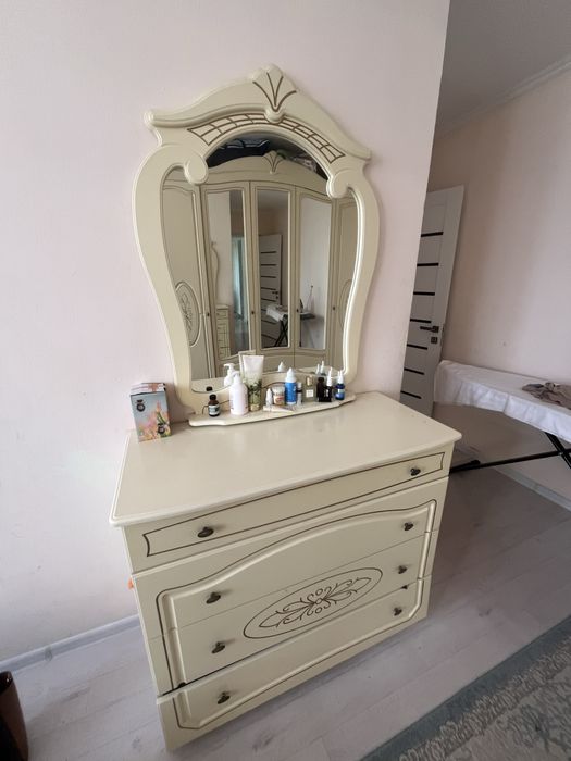 Спальни гарнитур