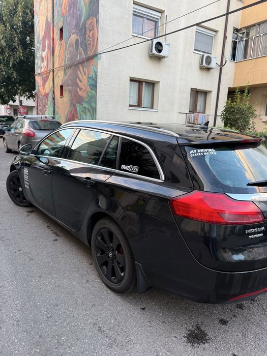 Opel Insignia 2011