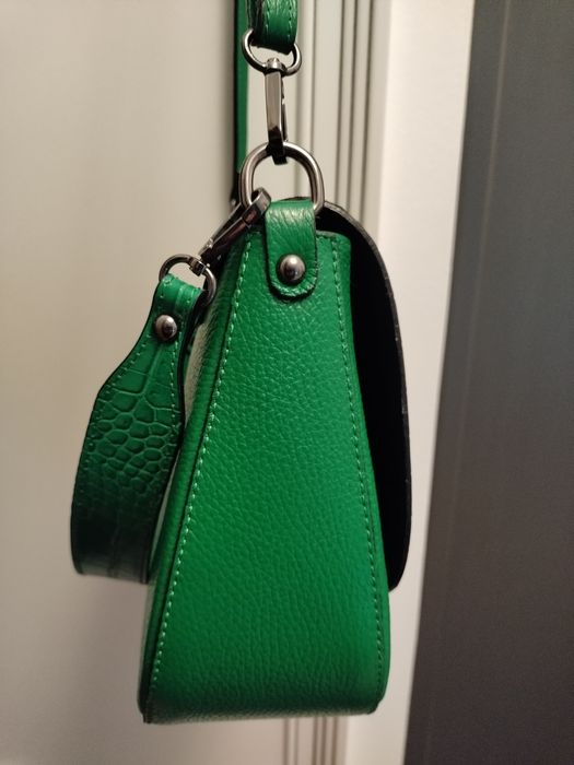 Poseta din piele naturală