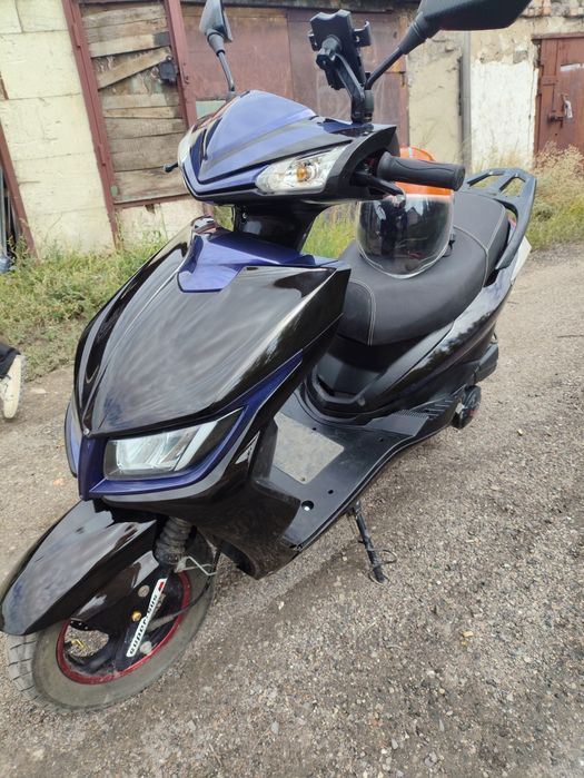 Скутер м8 в отличном состоянии