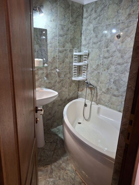 Apartament de închiriat
