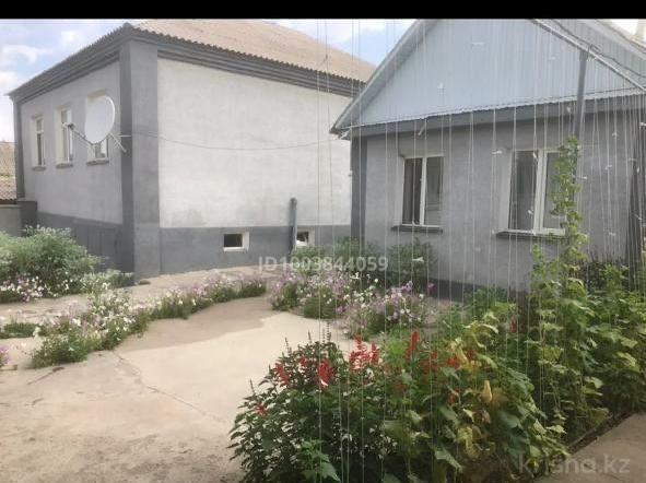 Продам дом. Город ленгер,село Александровка.