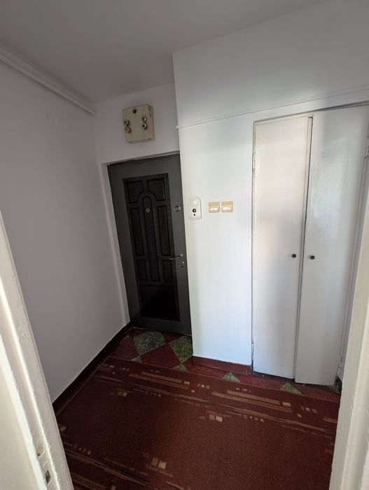 Vând apartament Micro 1