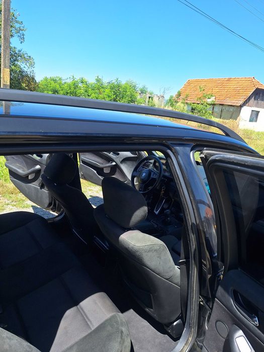 Am de vânzare un bmw e46