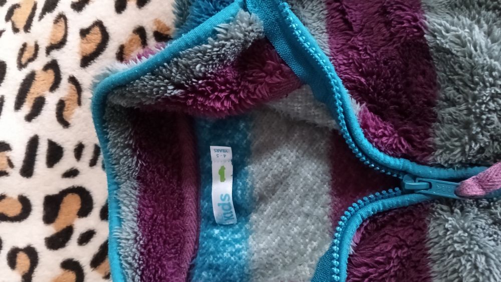 Pulovere și pantaloni trening copii