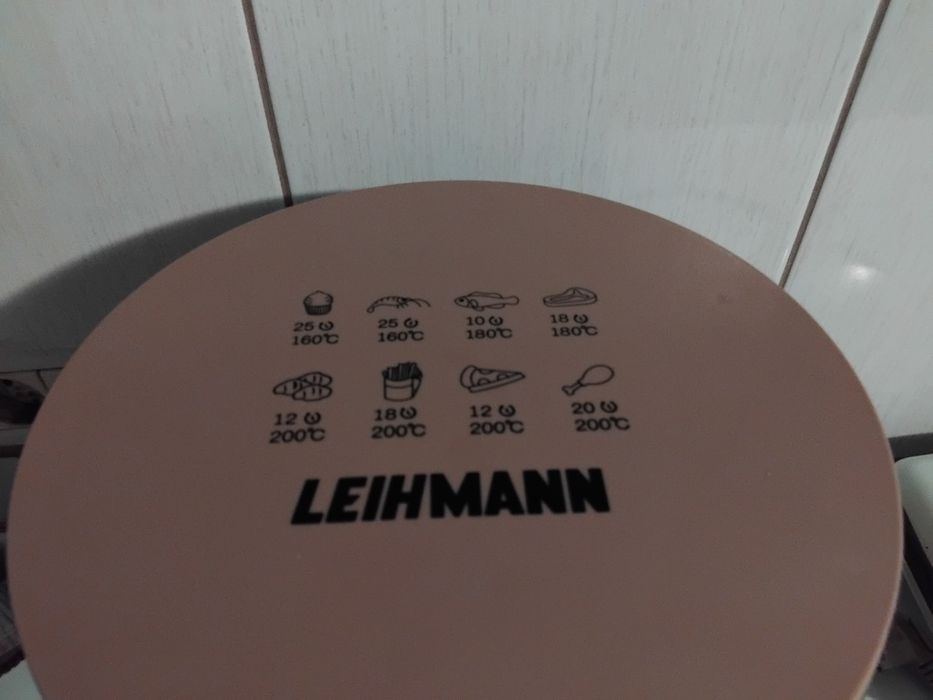 Airfryer(Friptoză pe aer cald)