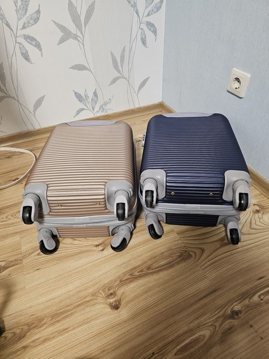 Малки куфари 43/32/20