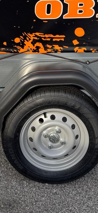 Remorca cu prelata, 750 KG., NOUA