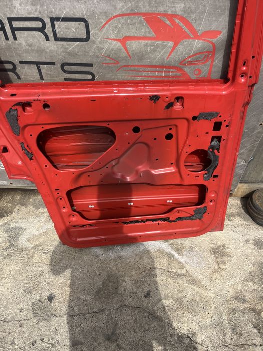 Врата Mercedes Vito 2010г.