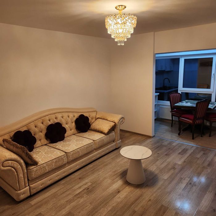 Apartament de închiriat 3 camere decomandat Păcurari
