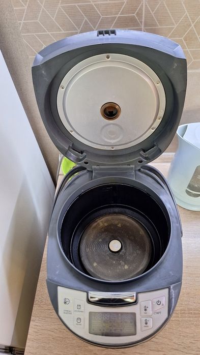 Продам мультиварку REDMOND