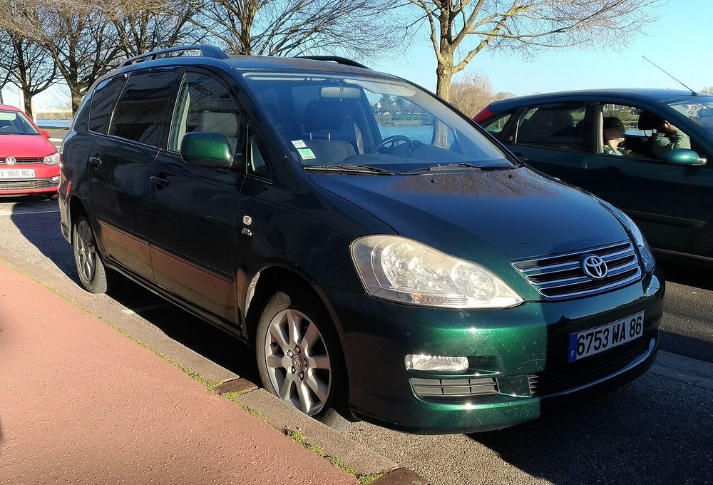 Toyota Avensis (T27), 2009-2012 PIESE AUTO