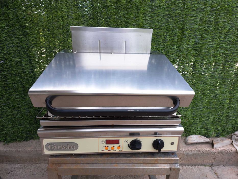 Професионална Кафемелачка MAHLKQNIG