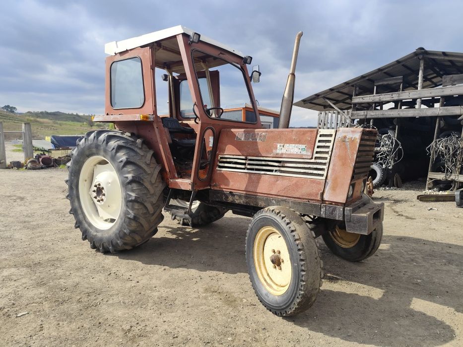 Tractor fiat 880