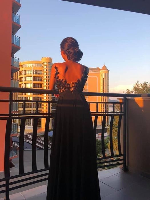 Официална рокля