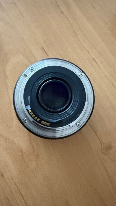 Canon EF 50mm 1:1.8