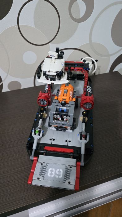 LEGO Technic 42076 Hovercraft (Aeroglisor) + Camion - Construit - Orad