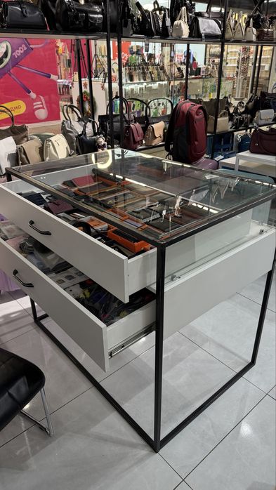 Продам торговое оборудование