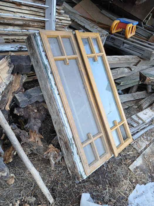 Vand grinzi stejar,din demolari,90 ani,ferestre.