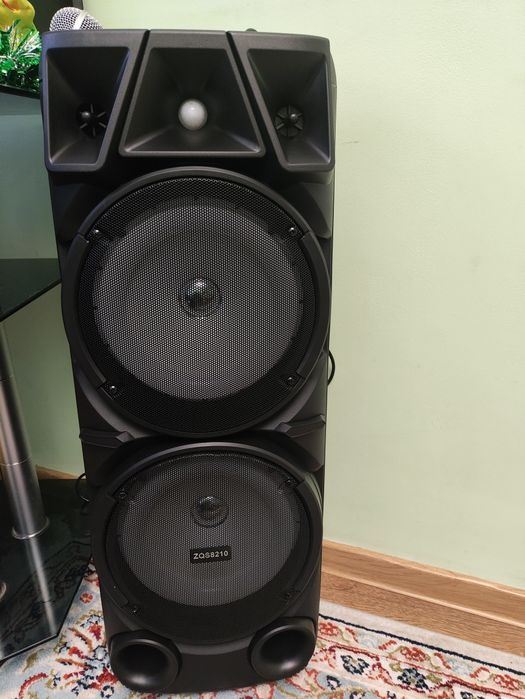 Портативная колонка.