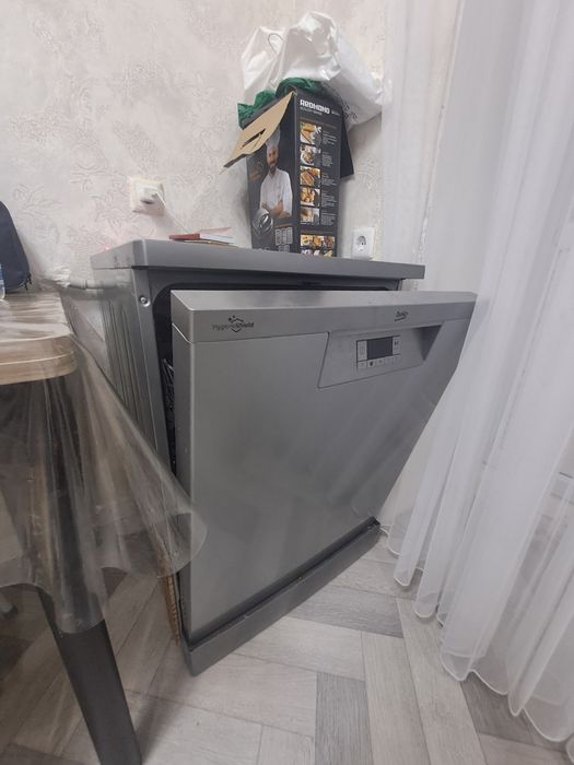 Посуда моюшяя машина