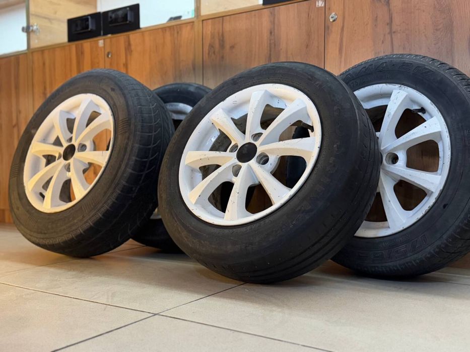 Комплект шин 13