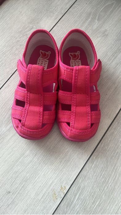 Сандали для девочек