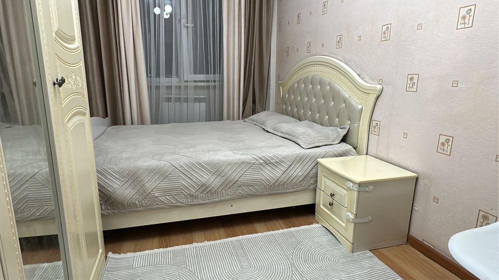 Спальный гарнитур