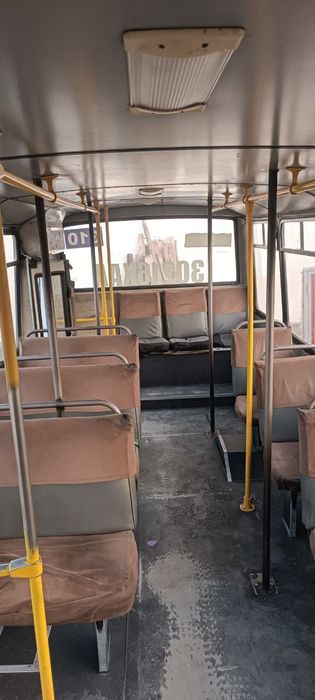 Avtobus zapchastga sotiladi.