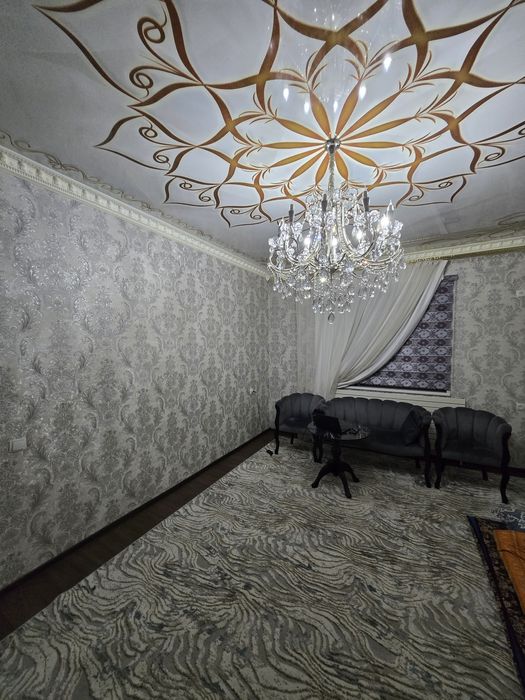 Срочно, продаётся 2-х этажный коттедж (намунали уй) в г. Келесе