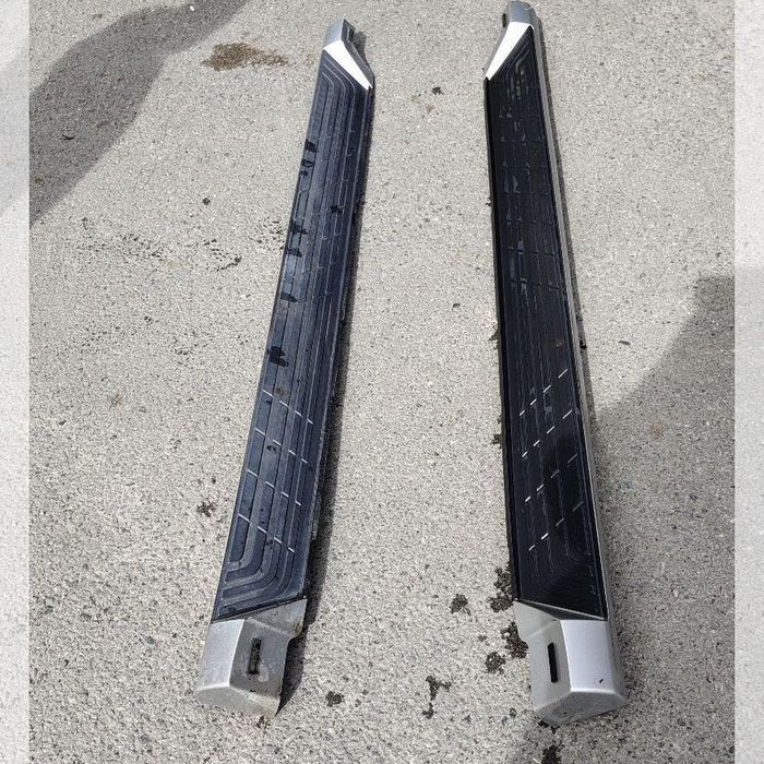 Подножки на Pajero 4