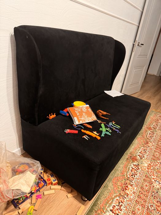 Продам диван (диванчик)