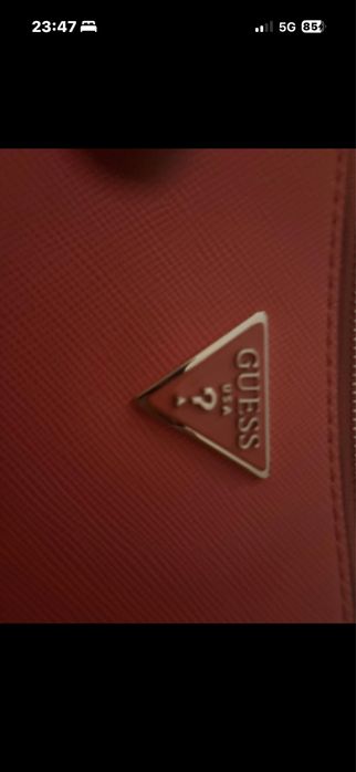 geata guess portocalie