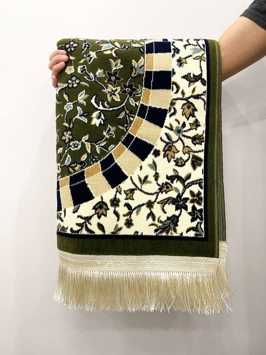 Мадина жойнамоз Саудия Арабистонидан кеган