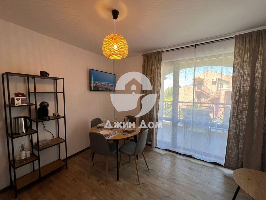Продава се Двустаен апартамент в Свети Влас - 52 кв.м за 2116 €/кв.м - Снимка #1
