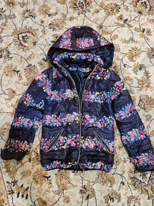Отдам куртки для девочки