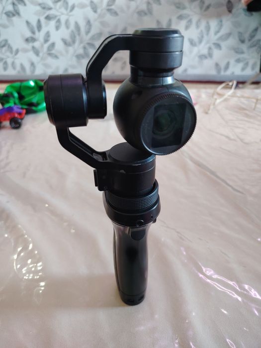 Dj osmo sotiladi 230$