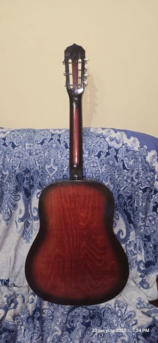 Гитара семиструнная