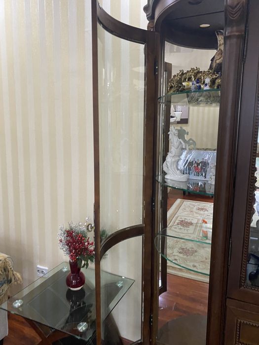 Стенка в гостиную