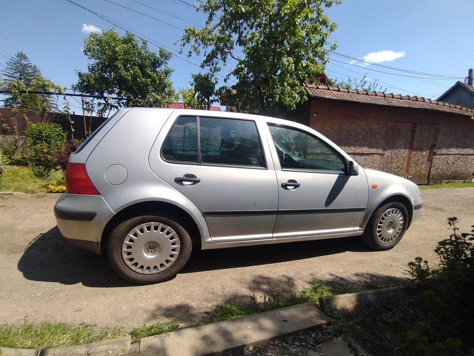 Volkswagen golf 4