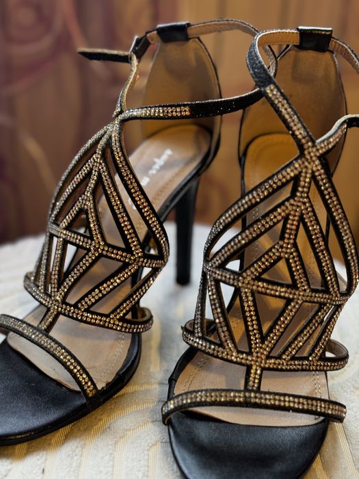 Sandale cu cristale