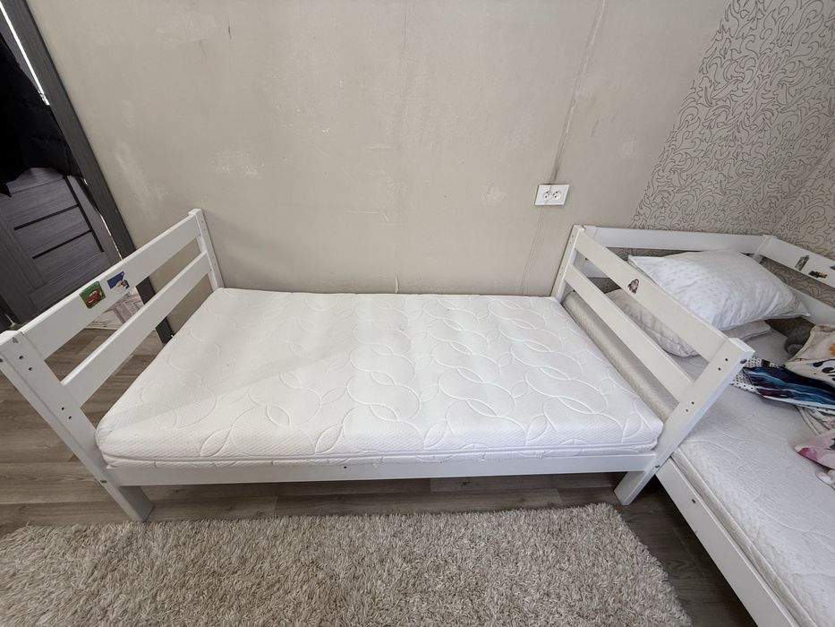 Продам мебель в детскую