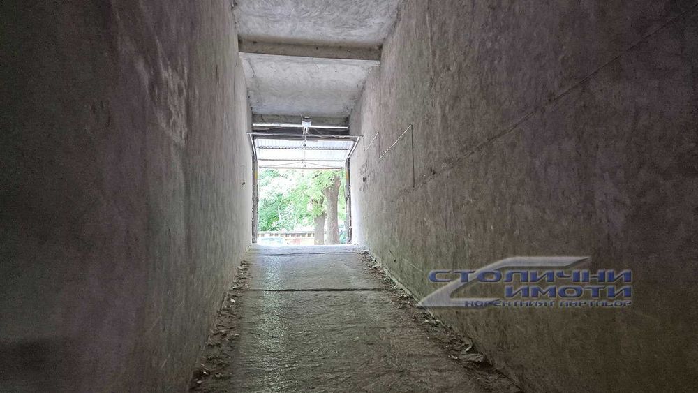 Продава се Гараж / Паркомясто в София, Център - 13 кв.м за 2462 €/кв.м - Снимка #1