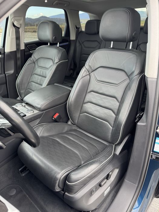 Vw Volkswagen Touareg 3.0 TDI/286 CP/Masaj scaune/perne/4motion/rate/