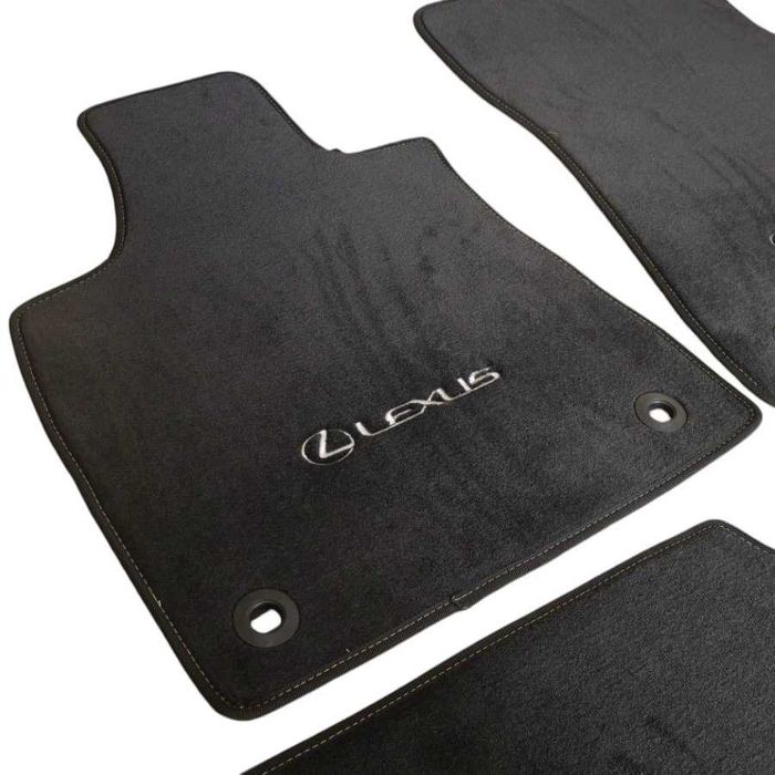 Стелки за Lexus RX след 2022 мокет