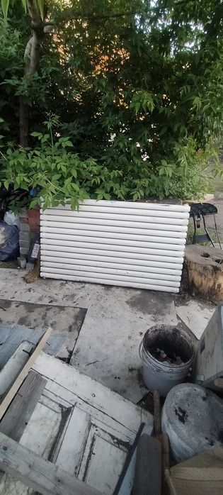 Батарейки чугунные б/у
