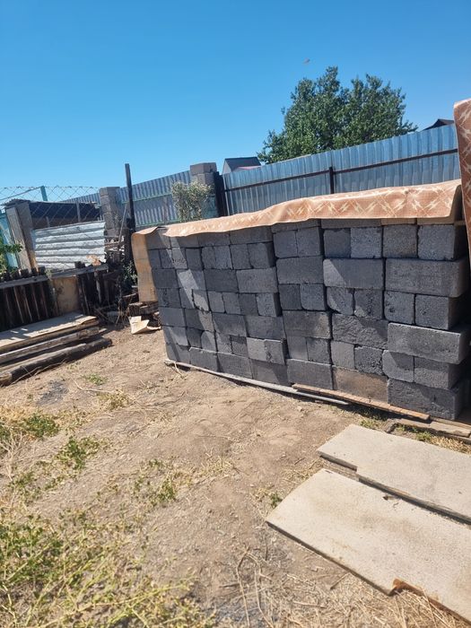 Шлакаблок полноценный