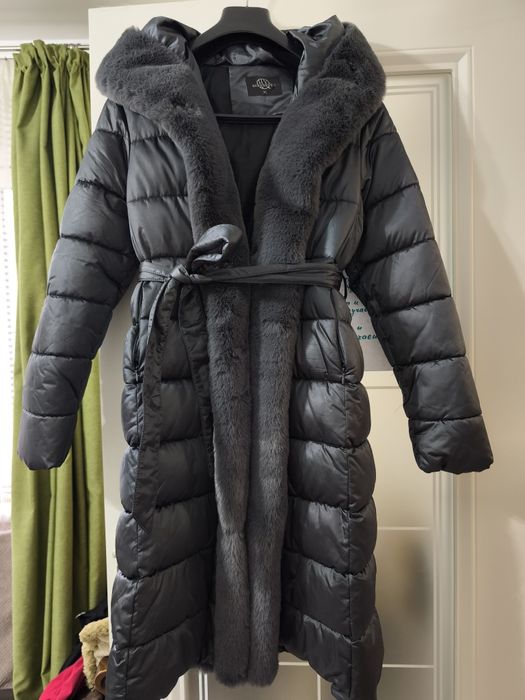 Продам новый пуховик