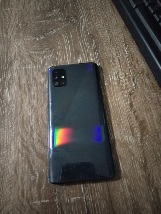 продам телефон самсунг