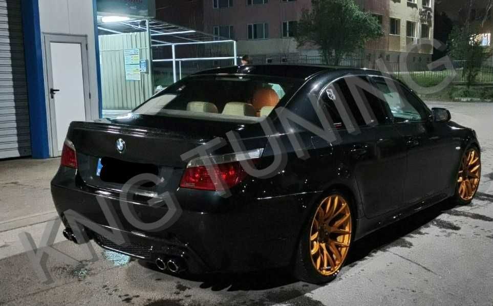 Дифузьор за бмв е60 е61 с решетка / добавка за задна броня м тех / bmw e60 e61 diffuser